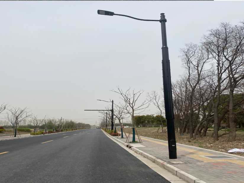 白云鄂博矿区上海综合杆 太阳能路灯工程